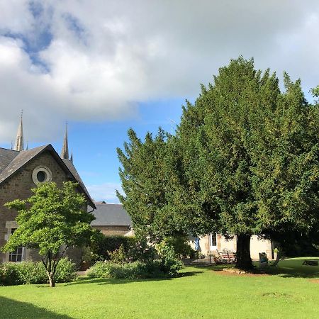 Les Hirondelles De La Villa Des Roses Pontmain Kültér fotó